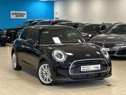 Enigmatic black metallic Gebraucht 2022 Mini Cooper Kleinwagen | 24.899 € (Etwas zu teuer)