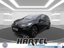 Grenadillschwarz (black), metallic Neu 2025 VW ID.3 Pro Kleinwagen | 37.400 € (Guter Preis)