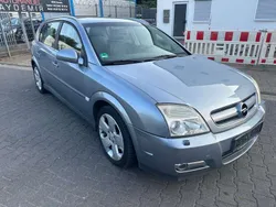 Lichtsilber m2 Gebraucht 2003 Opel Signum Sport Kombi | 2.250 € (Fairer Preis)