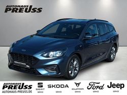 Chromablau metallic (blau) Gebraucht 2021 Ford Focus ST-Line Kombi | 16.850 € (Etwas zu teuer)