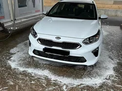 Weiß Gebraucht 2019 Kia Ceed 2 Kombi | 12.500 € (Guter Preis)