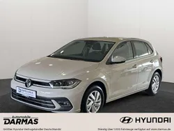 Grau Gebraucht 2024 VW Polo Style Limousine | 19.490 € (Guter Preis)