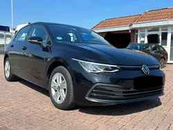 Schwarz Gebraucht 2020 VW Golf VIII Life Limousine | 15.650 € (Guter Preis)