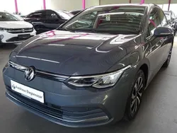 Grau Gebraucht 2021 VW Golf VIII Active Limousine | 20.649 € (Fairer Preis)