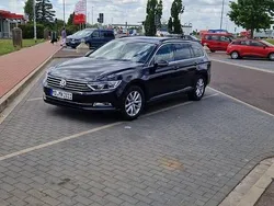 Schwarz Gebraucht 2016 VW Passat Comfortline Kombi | 11.000 € (Superpreis)