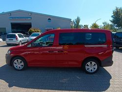 Rot Gebraucht 2021 VW Caddy Maxi Van / Kleinbus | 18.900 € (Guter Preis)