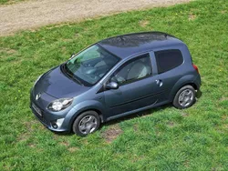 Grau Gebraucht 2009 Renault Twingo Expression Kleinwagen | 1.600 € (Fairer Preis)