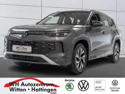 Delfingrau metallic Neu 2025 VW Tayron Life SUV | 53.895 € (Teuer)