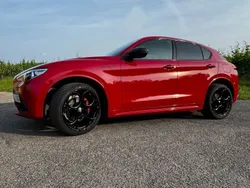 Rot Gebraucht 2021 Alfa Romeo Stelvio Ti SUV | 34.900 € (Teuer)