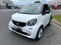 Weiß Gebraucht 2018 Smart ForTwo Coupé Coupé | 12.400 € (Fairer Preis)