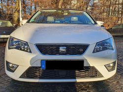 Weiß Gebraucht 2016 Seat Leon FR Limousine | 15.600 € (Fairer Preis)