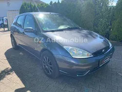 Grau Gebraucht 2004 Ford Focus Viva X Limousine | 1.290 € (Superpreis)