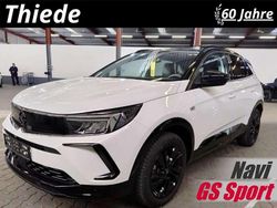 Schneeweiß Gebraucht 2024 Opel Grandland X Sport SUV | 21.850 € (Superpreis)
