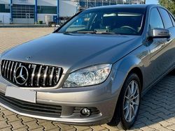 Grau Gebraucht 2009 Mercedes C200 Limousine | 7.200 € (Fairer Preis)