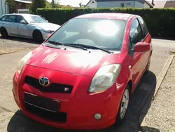 Rot Gebraucht 2007 Toyota Yaris Kleinwagen | 2.400 € (Guter Preis)