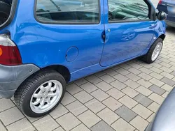 Blau Gebraucht 1998 Renault Twingo Kleinwagen | 800 €