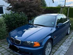 Blau Gebraucht 2000 BMW 323 Limousine | 5.500 € (Fairer Preis)
