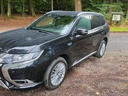 Schwarz Gebraucht 2019 Mitsubishi Outlander P-HEV SUV | 16.500 € (Superpreis)