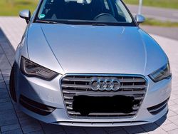 Silber Gebraucht 2015 Audi A3 Sportback Ambition Limousine | 13.500 € (Guter Preis)