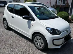 Weiß Gebraucht 2015 VW up! Kleinwagen | 4.950 € (Guter Preis)