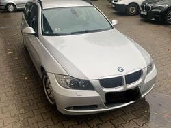 Silber Gebraucht 2007 BMW 320 Kombi | 3.200 € (Superpreis)
