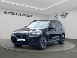 M carbonschwarz Gebraucht 2022 BMW iX3 M Sport SUV | 41.530 € (Fairer Preis)