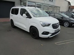 Jade weiss/arktis weiss Gebraucht 2018 Opel Combo Edition Van / Kleinbus | 10.990 € (Teuer)