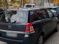 Blau Gebraucht 2009 Opel Zafira Family Limousine | 2.800 €