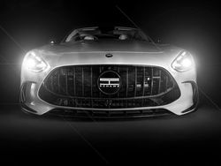 Grau Gebraucht 2024 Mercedes AMG GT 63 Coupé | 327.250 €