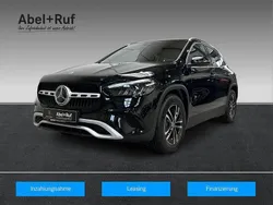 Nachtschwarz Gebraucht 2025 Mercedes GLA200 SUV | 39.486 € (Fairer Preis)
