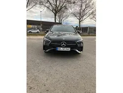 Schwarz Gebraucht 2024 Mercedes A250 AMG line Limousine | 33.500 € (Fairer Preis)