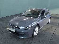 Grau Gebraucht 2024 VW Golf VIII Life Kombi | 29.980 € (Etwas zu teuer)