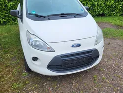 Weiß Gebraucht 2011 Ford Ka Trend Kleinwagen | 2.600 € (Fairer Preis)