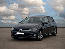 Schwarz Gebraucht 2016 VW Golf VII Comfortline Limousine | 11.500 € (Fairer Preis)