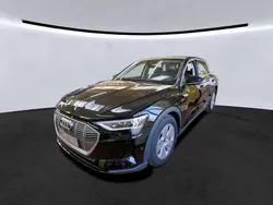 Brillantschwarz Gebraucht 2023 Audi e-tron Comfort SUV | 32.950 € (Superpreis)