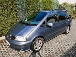 Grün Gebraucht 2010 Seat Alhambra Ecomotive Van / Kleinbus | 4.400 € (Fairer Preis)
