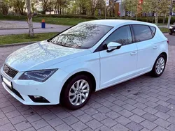 Weiß Gebraucht 2016 Seat Leon Style Limousine | 9.900 € (Guter Preis)