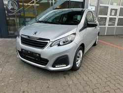 Grau Gebraucht 2020 Peugeot 108 Access Kleinwagen | 7.899 € (Fairer Preis)