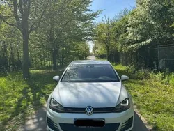 Weiß Gebraucht 2014 VW Golf VII GTI Limousine | 15.800 € (Etwas zu teuer)