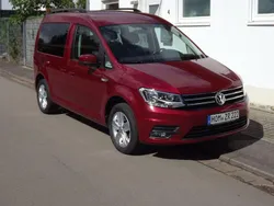 Rot Gebraucht 2020 VW Caddy Comfortline Van / Kleinbus | 23.300 € (Fairer Preis)