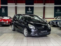 Schwarz Gebraucht 2010 Toyota Verso Life Van / Kleinbus | 3.990 € (Fairer Preis)