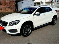 Weiß Gebraucht 2015 Mercedes 200 AMG line SUV | 12.700 €