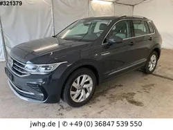 Grau Gebraucht 2021 VW Tiguan Elegance SUV | 21.420 € (Fairer Preis)