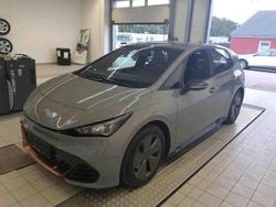 Grau Gebraucht 2023 Cupra Born Kleinwagen | 25.491 € (Guter Preis)