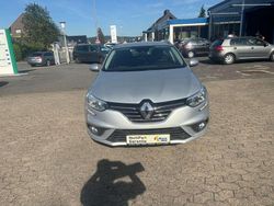 Platingrau Gebraucht 2018 Renault Mégane GrandTour Business Kombi | 9.990 € (Fairer Preis)