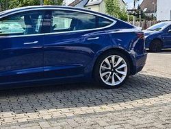 Blau Gebraucht 2020 Tesla Model 3 RWD Limousine | 22.600 € (Etwas zu teuer)