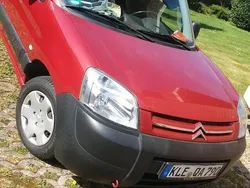 Rot Gebraucht 2005 Citroën Berlingo First Van / Kleinbus | 1.700 € (Fairer Preis)
