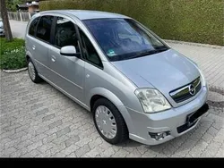 Silber Gebraucht 2006 Opel Meriva Van / Kleinbus | 1.799 € (Fairer Preis)