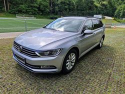 Grau Gebraucht 2018 VW Passat Comfortline Kombi | 15.400 € (Fairer Preis)
