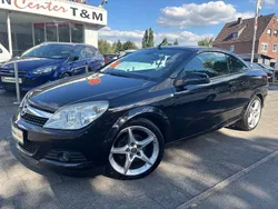 Schwarz Gebraucht 2007 Opel Astra Cosmo Coupé | 1.749 € (Superpreis)